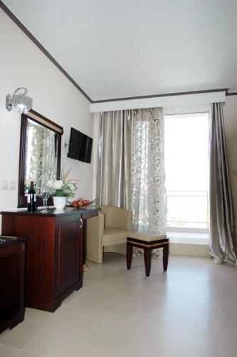 This photo about Santa Beach Hotel shared on HyHotel.com