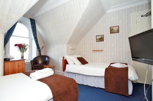 This photo about CitiHouse Aberdeen West End shared on HyHotel.com