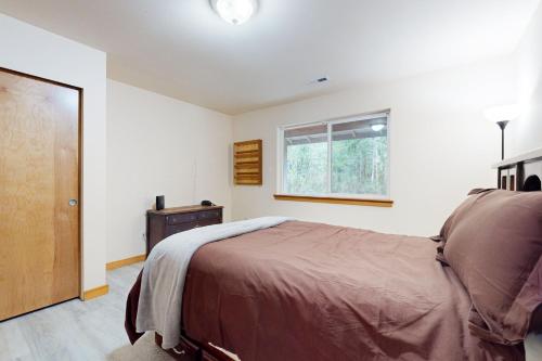 Pine Palisades in Bremerton (WA) Pine Palisades in Bremerton (WA)