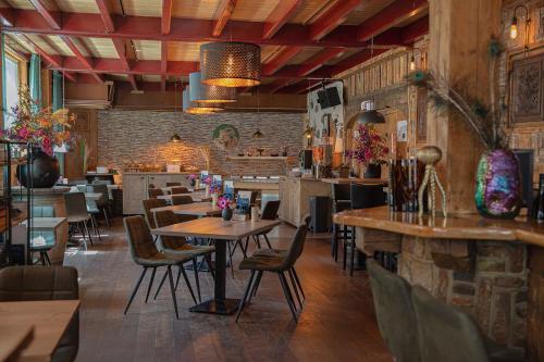 Restauracja, Hotel Onder De Linden in Noordenveld Restauracja, Hotel Onder De Linden in Noordenveld