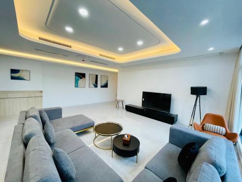 Golden River Residence in Tharkayta Township Golden River Residence in Tharkayta Township
