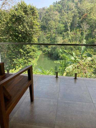 balkon/terras, Spice Forest Plantation Homestay, Thekkady in Periyar balkon/terras, Spice Forest Plantation Homestay, Thekkady in Periyar