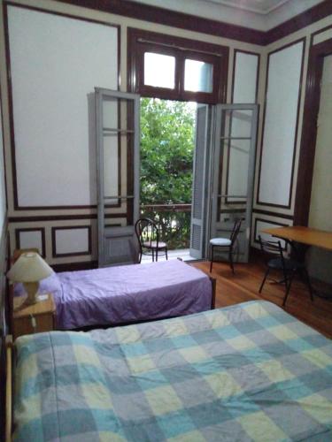 Habitac Indiv Casa de Familia, Flores in ฟลอเรส Habitac Indiv Casa de Familia, Flores in ฟลอเรส
