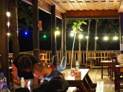 Restaurant, Coconutbeach Bungalows in Coconut Beach Restaurant, Coconutbeach Bungalows in Coconut Beach