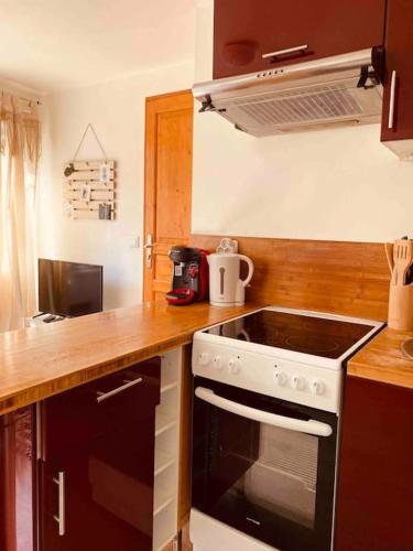 Appartement cosy au calme à 20 min de Paris (Appartement cosy au calme a 20 min de Paris) in วีลจีฟ Appartement cosy au calme à 20 min de Paris (Appartement cosy au calme a 20 min de Paris) in วีลจีฟ