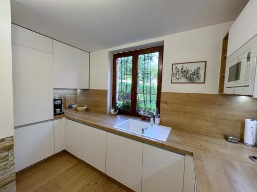 keuken, Apartmán Stará Sásová (Apartman Stara Sasova) in Banska Bystrica keuken, Apartmán Stará Sásová (Apartman Stara Sasova) in Banska Bystrica