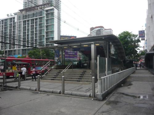 ジ アトリウム ラチャダ 13 ホテル12