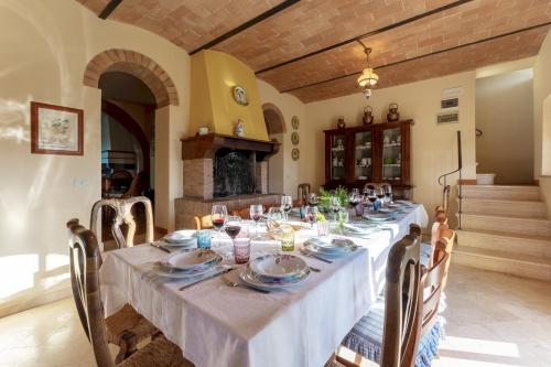 Szolgáltatások, GLI SPILOCCHI 16, Emma Villas in Sant'Antonio Szolgáltatások, GLI SPILOCCHI 16, Emma Villas in Sant'Antonio