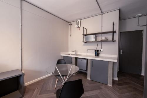 Kitchen, Inn & Out Plus Rosebank in Rosebank Kitchen, Inn & Out Plus Rosebank in Rosebank