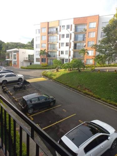 Apartamento hogareno near Matecaña International Airport Apartamento hogareno near Matecaña International Airport