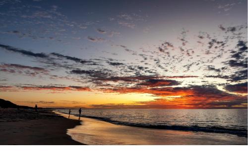 Pantai, Dalyellup Private Guest House unit in Bunbury Pantai, Dalyellup Private Guest House unit in Bunbury