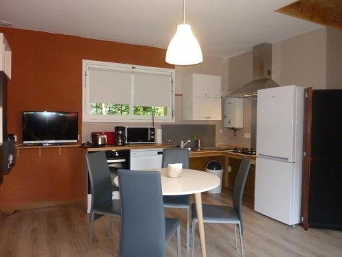 Instalaciones, Chalet Le Fario, Bain nordique in Lourdes City Center Instalaciones, Chalet Le Fario, Bain nordique in Lourdes City Center