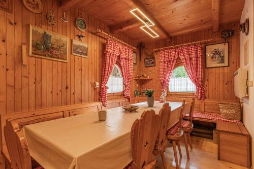 Létesítmények, Rudnica Hill Lodge - Happy Rentals in Podcetrtek Létesítmények, Rudnica Hill Lodge - Happy Rentals in Podcetrtek