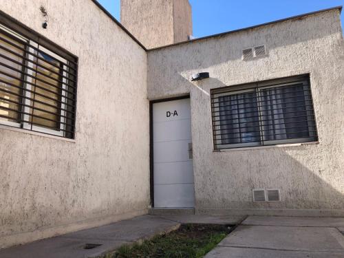 A szálláshely kívülről, AeroSuites near Gov. Francisco Gabrielli nemzetközi repülőtér A szálláshely kívülről, AeroSuites near Gov. Francisco Gabrielli nemzetközi repülőtér