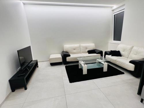 Appartement - Rue du Canal in Еш-Сюр-Алзет Appartement - Rue du Canal in Еш-Сюр-Алзет