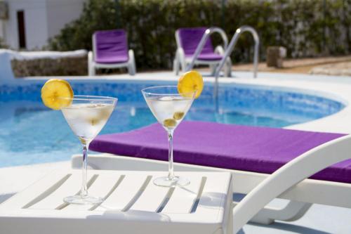 This photo about Apartamentos Blue Beach Menorca shared on HyHotel.com