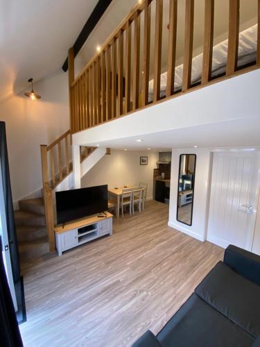 Ramsey Rooms in Bury Ramsey Rooms in Bury