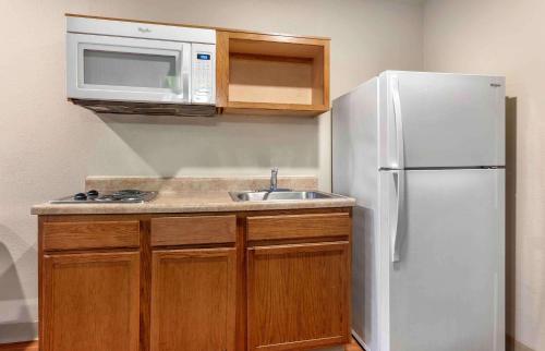 Extended Stay America Select Suites - Shreveport - Airport in Shreveport Extended Stay America Select Suites - Shreveport - Airport in Shreveport