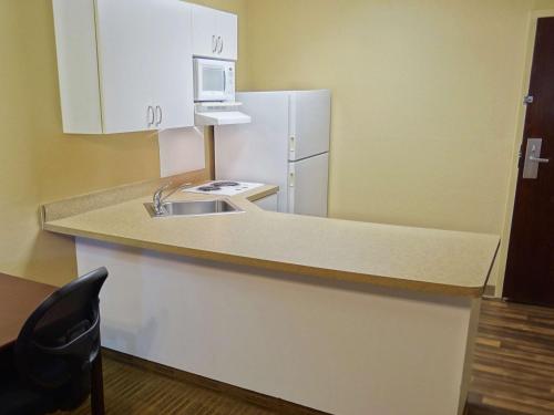 廚房, Extended Stay America Suites - Pittsburgh - Monroeville in 門羅維爾 (PA) 廚房, Extended Stay America Suites - Pittsburgh - Monroeville in 門羅維爾 (PA)