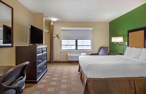 Extended Stay America Suites - Boston - Braintree in Braintree Extended Stay America Suites - Boston - Braintree in Braintree