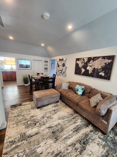 Surf city House in Huntington Beach (CA) Surf city House in Huntington Beach (CA)