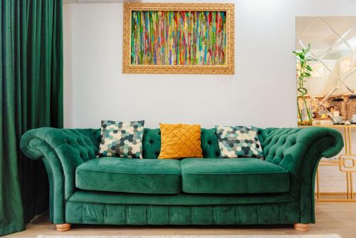 EMERALD HOME in Ștefăneștii de Jos EMERALD HOME in Ștefăneștii de Jos