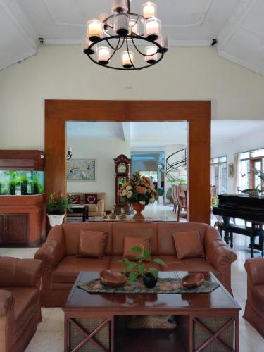 Einrichtungen, The Garden Family Guest House in Megamendung Einrichtungen, The Garden Family Guest House in Megamendung