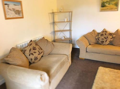 Traditional Croft Cottage Minutes from Lochness in Drumnadrochit Town Center Traditional Croft Cottage Minutes from Lochness in Drumnadrochit Town Center
