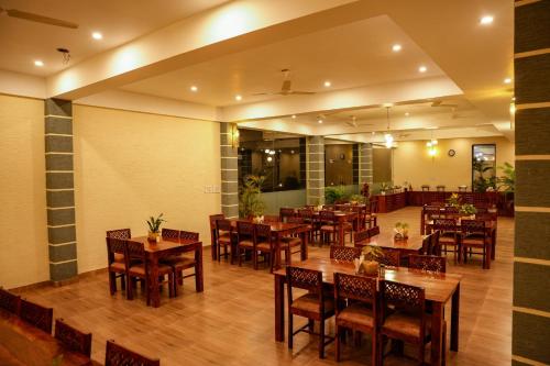 Restaurant, Amar Bagh Resort in Pushkar Restaurant, Amar Bagh Resort in Pushkar