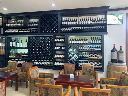 Subbinh Hotel and Restaurant near Pakse International Airport Subbinh Hotel and Restaurant near Pakse International Airport