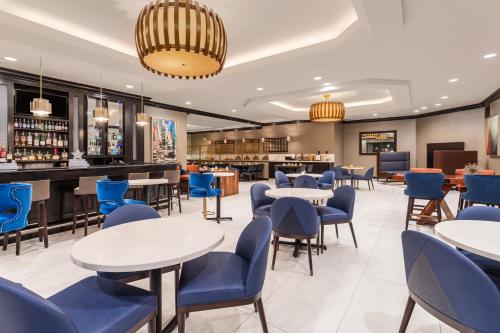 Restaurant, Crowne Plaza Annapolis By IHG in Annapolis Restaurant, Crowne Plaza Annapolis By IHG in Annapolis