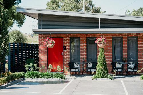 Exterior view, Daylesford Art Motel in Daylesford and Macedon Ranges Exterior view, Daylesford Art Motel in Daylesford and Macedon Ranges
