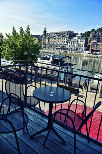 Cote Sax bed and breakfast in Dinant Cote Sax bed and breakfast in Dinant