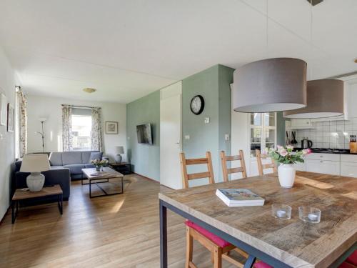 Holiday Home Favorita by Interhome in Zonnemaire Holiday Home Favorita by Interhome in Zonnemaire