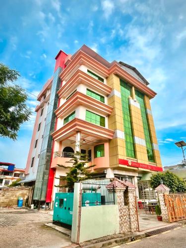 숙소 외관, Hotel Everest Inn Pvt. Ltd. in 부트왈 숙소 외관, Hotel Everest Inn Pvt. Ltd. in 부트왈