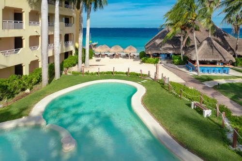 Étterem, Playa Azul Golf Scuba Spa (Playa Azul Cozumel Hotel) in Cozumel Étterem, Playa Azul Golf Scuba Spa (Playa Azul Cozumel Hotel) in Cozumel