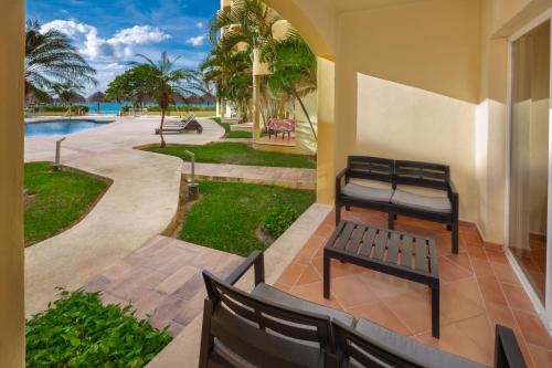 Erkély/terasz, Playa Azul Golf Scuba Spa (Playa Azul Cozumel Hotel) in Cozumel Erkély/terasz, Playa Azul Golf Scuba Spa (Playa Azul Cozumel Hotel) in Cozumel