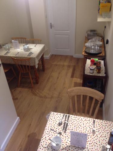 This photo about Amberwood Bed and Breakfast shared on HyHotel.com