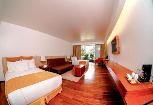 Hotel Hacienda Cantalagua Golf in กอนเตเปก Hotel Hacienda Cantalagua Golf in กอนเตเปก