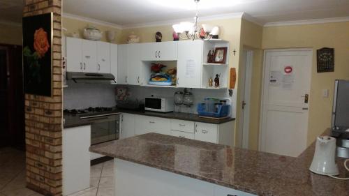 This photo about Ebenezer Guesthouse Bluewater Bay shared on HyHotel.com