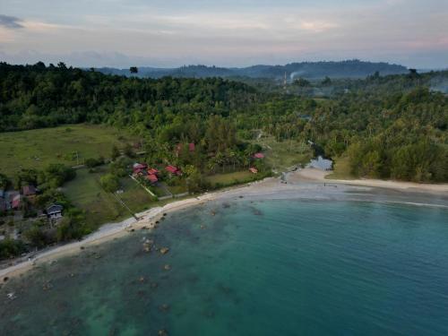 Pondok Oma III in Simeulue Island Pondok Oma III in Simeulue Island