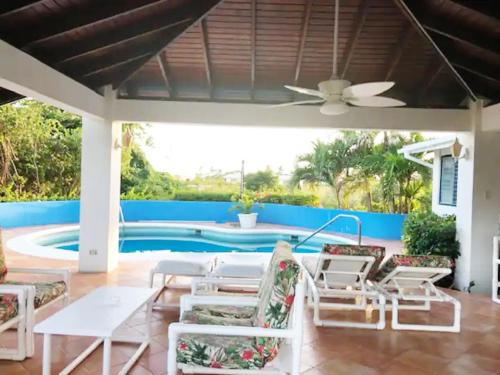 Coral Villa, Pool, Ocean Views, Beach Sea in Apple Hall Coral Villa, Pool, Ocean Views, Beach Sea in Apple Hall