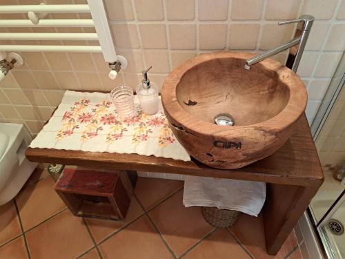 Bathroom, La Fantesca in Pettorano Sul Gizio Bathroom, La Fantesca in Pettorano Sul Gizio