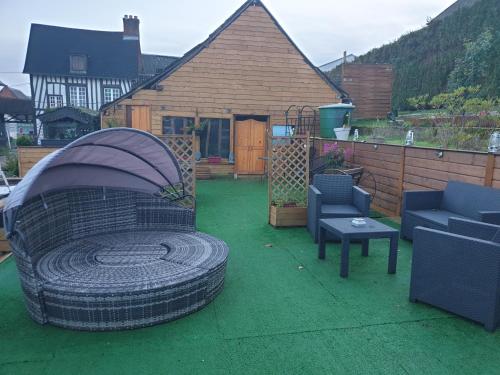 Le Mouton Gras in Aumale Le Mouton Gras in Aumale