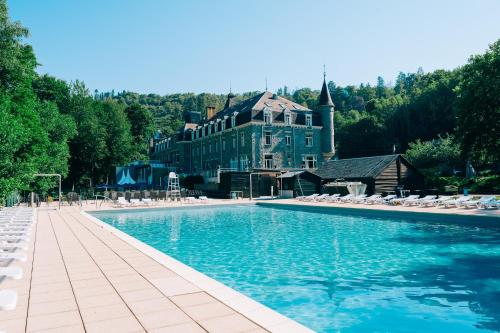 مسبح, Floreal La Roche-en-Ardenne in لا روشي ان أرديني مسبح, Floreal La Roche-en-Ardenne in لا روشي ان أرديني