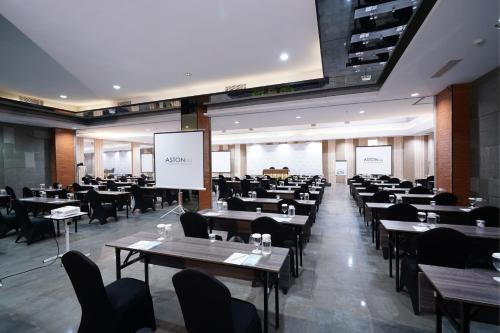 Vergaderruimte / feestzalen, Aston Inn Pandanaran - Semarang in Semarang Vergaderruimte / feestzalen, Aston Inn Pandanaran - Semarang in Semarang