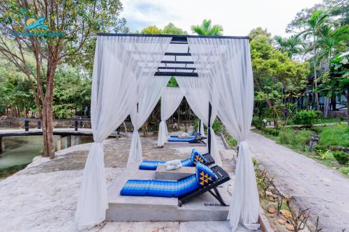 Koh Rong Hill Beach Resort in Koh Toch Koh Rong Hill Beach Resort in Koh Toch