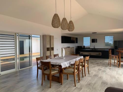 Puunui Lodge in Vaira'o Puunui Lodge in Vaira'o