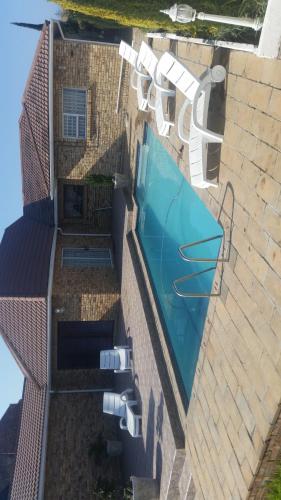 Basen, Ebenezer Guesthouse Bluewater Bay in Bluewater Bay Basen, Ebenezer Guesthouse Bluewater Bay in Bluewater Bay