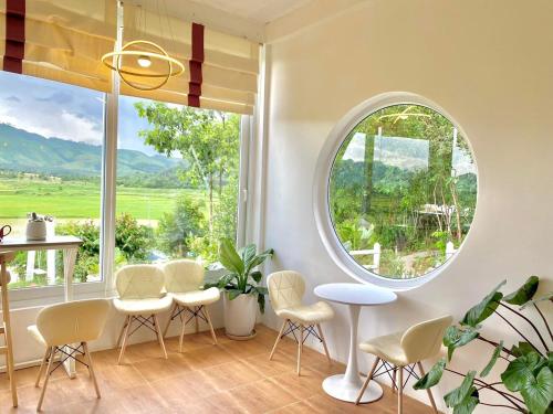 Restaurant, Pavilion Pha Leuang & Bungalows in Muang Fuong Restaurant, Pavilion Pha Leuang & Bungalows in Muang Fuong